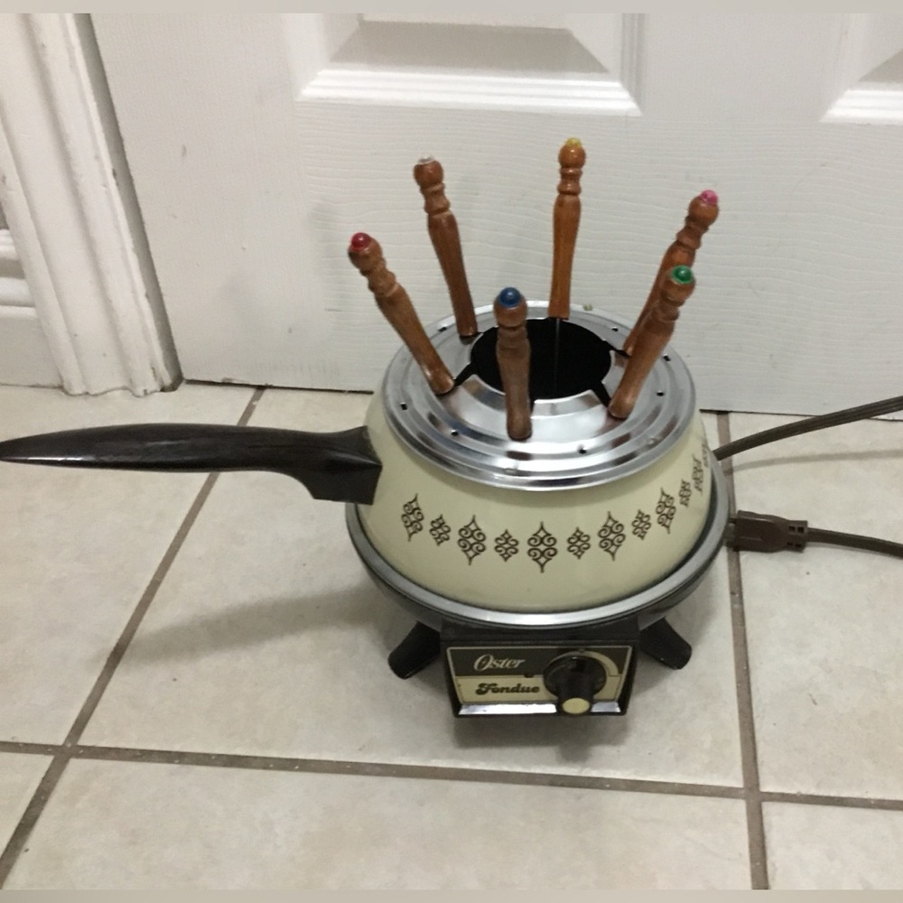 Vintage Oster Electric Fondue Set